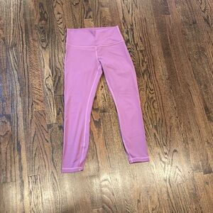 Lululemon yoga pants in size 8
